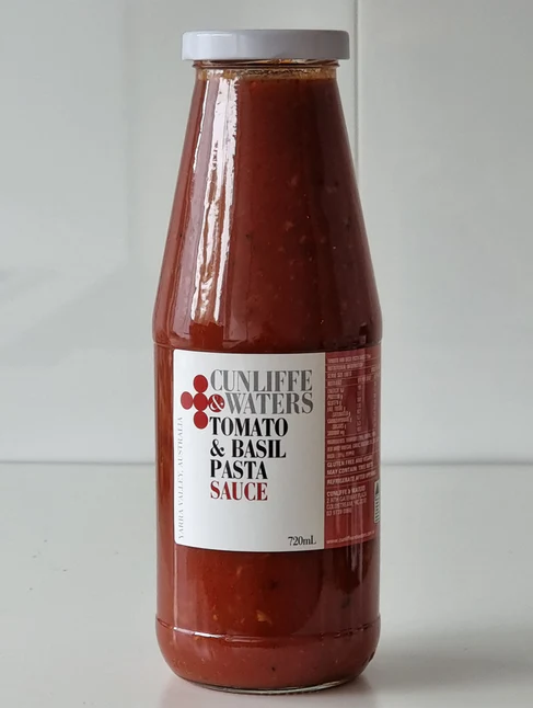 Cunliffe & Waters Tomato & Basil Pasta Sauce 720ml